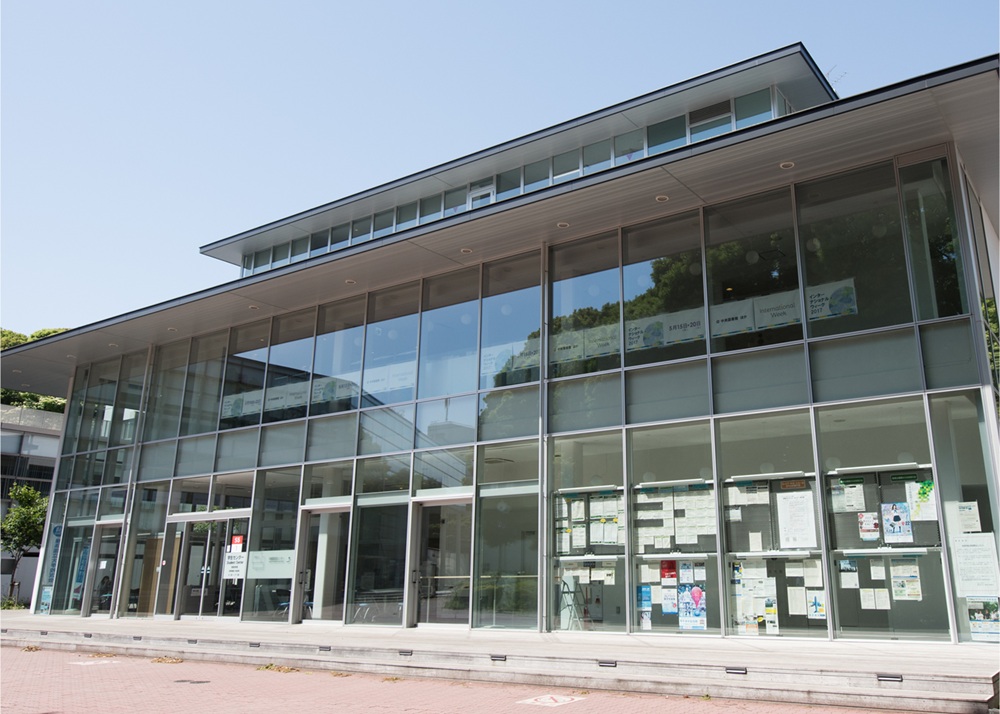 横浜国立大学